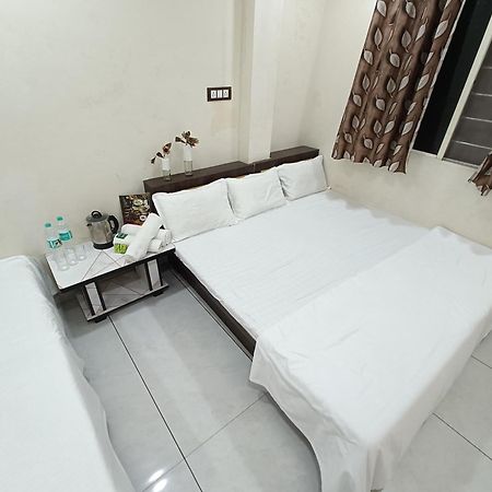 Treebo Yatri Grah Kshipra T Hotel Ujjain Exterior photo